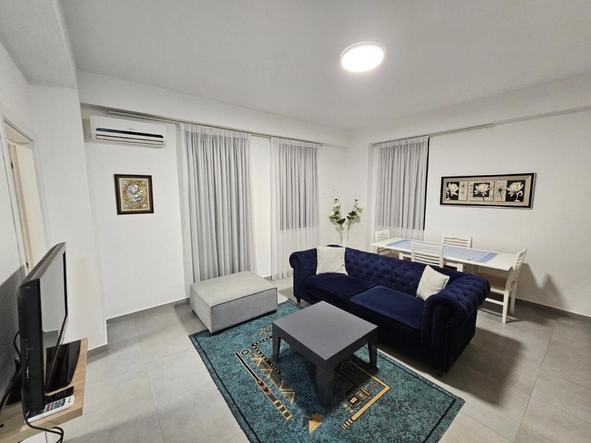 Daily Apartment In Center Tiranë Ngoại thất bức ảnh