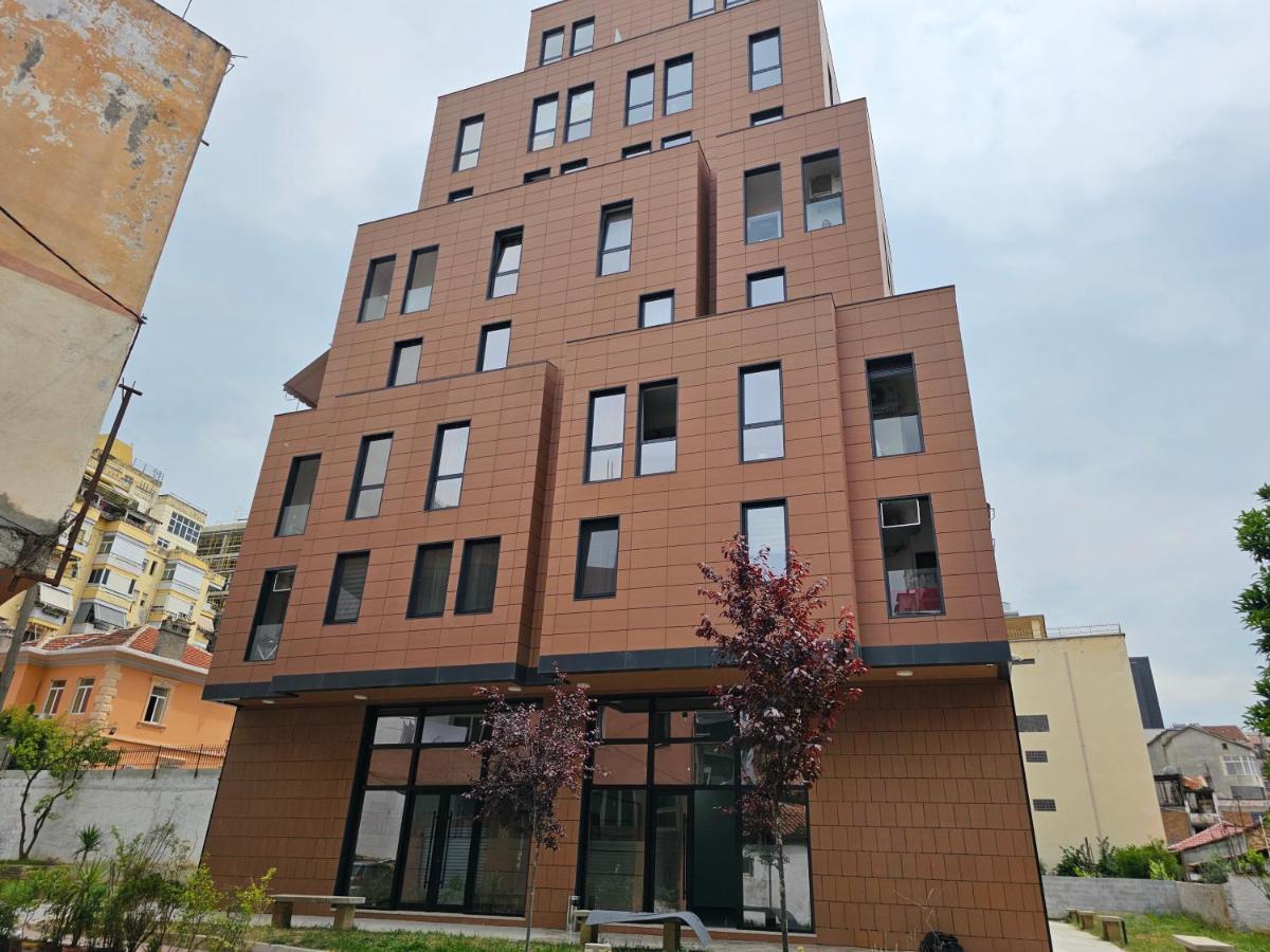 Daily Apartment In Center Tiranë Ngoại thất bức ảnh